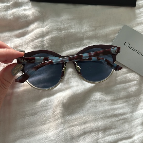 Christian Dior aviator sunglasses purple frame and tortoise stems - Picture 8 of 8